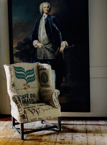 sofa-tapizado-con-sacos-de-yute